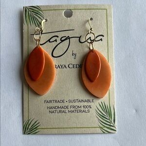 NWT Tagua Nut Ecuadorian Fair Trade Earrings